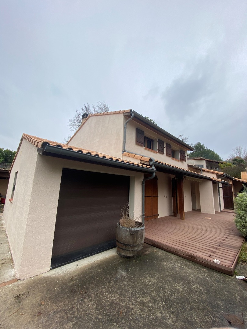 Ravalement de façade et nettoyage de toiture à Bruguières| Ravalement de façade et nettoyage de toiture à Bruguières